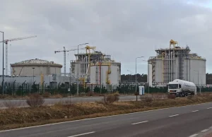 Próba wodna zbiornika w terminalu w Świnoujściu zakończyła się pomyślnie - Bizne