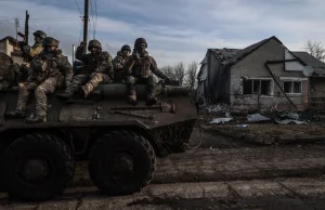 WSJ: Rosyjskie oddziały Wagnera wyczerpują siły ukraińskie w Bachmucie