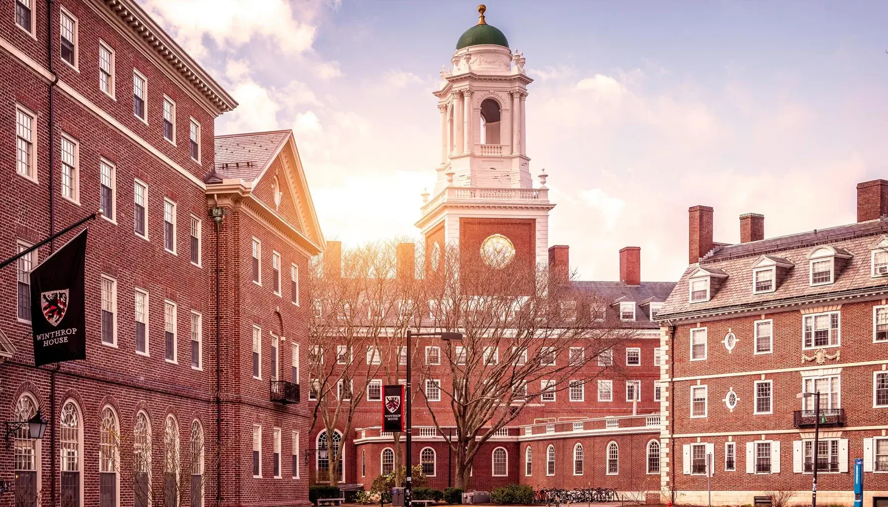 Uniwersytet Harvarda z ogromną inwestycją w Bitcoina