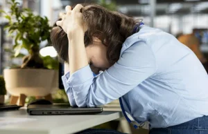 66 proc. Polaków zetknęło się z mobbingiem. Często zaczyna się od tych słów