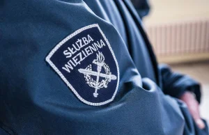 Strażnicy więzienni mieli bić, podduszać, a nawet podtapiać więźniów.