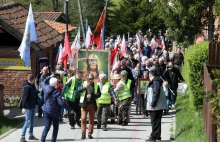 Krucjata katolików przeciw Lidlowi. Setki osób na kontrowersyjnym proteście