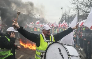 Rozpoczyna się protest rolników w Warszawie. Nie zabrakło „Agroabramsa”