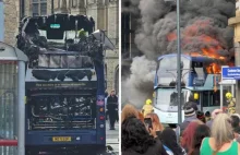Elektryczny autobus dwupiętrowy w ogniu, Bradford, Wielka Brytania