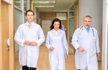 Lekarze - źródło problemów czy kozioł ofiarny?