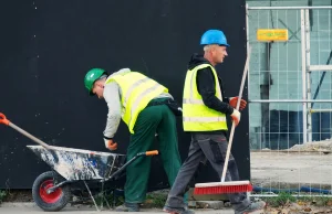 Efekt wzrostu płacy minimalnej. Oczekujemy podwyżek wynagrodzeń