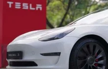 Tesla hitem polskiego rynku elektryków. Volkswagen z tyłu o trzy długości