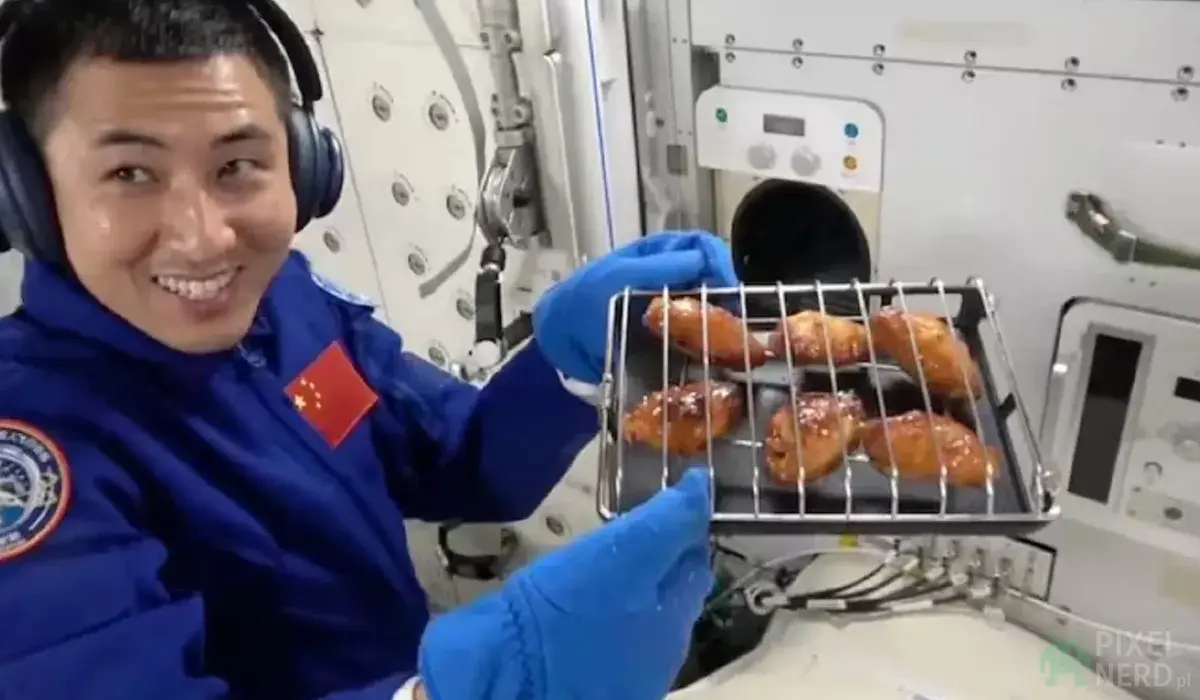 Chińczycy zrobili pierwszego grilla w kosmosie. Na stacji orbitalnej upiekli skr
