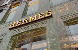 Hermès wypłaca pracownikom premię w wysokości 4 tys. euro