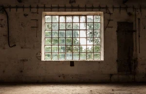 Przez 20 lat więziła go macocha. 32-latek