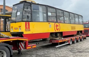 Warszawskie tramwaje jadą do Ukrainy. To odpowiedź na apel o pomoc - Warszawa