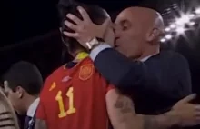 Pocałował piłkarkę w usta - FIFA nie miała dla niego litości. Trzy lata kary!