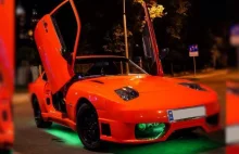 Auto romskiego artysty Tobi King na sprzedaż! Porsche 924 /Lamborghini Aventador