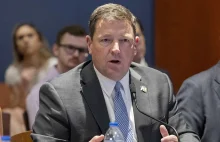 Trump próbuje zastraszyć czasopisma naukowe cięciami finansowymi