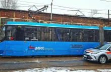 MPK apeluje o ostrożność i przypomina: tramwaj nie wyhamuje tak szybko jak samoc