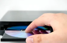 Nośniki Blu-Ray na poważnym zakręcie. Znany producent rezygnuje z produkcji