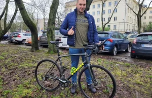 Policjant z Warszawy ruszył rowerem do Berlina. Daje sobie na to dwie doby