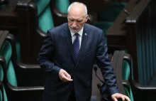 Podejrzane spotkania z Rosjaninami Macierewicza