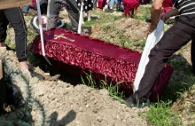 Jak Rosjanie zabijają Rosjan na wojnie w Ukrainie. Rosjanka pochowała syna