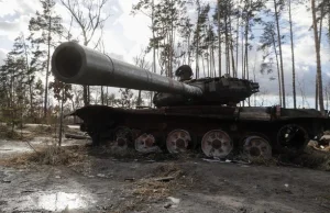 Eksperci: Wojska rosyjskie straciły już połowę najlepszych czołgów