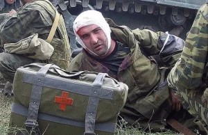 Rosyjski lekarz wojskowy wszywał pacjentom odłamki, by wyłudzać odszkodowanie