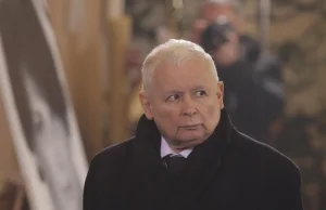 Kaczyński przyjął propozycję Sikorskiego. Wpłacił 50 tys. złotych na Ukrainę