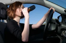 Pij i jedź: kobieta wjechała autem w pole, miała prawie 5 promili