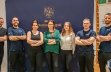 Wybierz termin i zapisz się na zajęcia z samoobrony