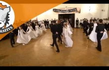 Maturzyści z Olsztyna zatańczyli walca do piosenki Lady Gagi