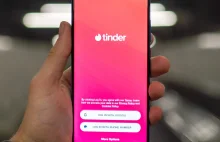 Duża zmiana na Tinderze. Jedna grupa osób na niej szczególnie skorzysta