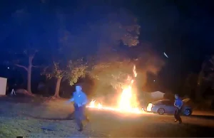 Policjant użył paralizatora. Motocyklista zamienił się w kulę ognia! [WIDEO]