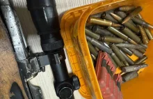 N-------i, b--ń i amunicja - znalezione u 46-latka