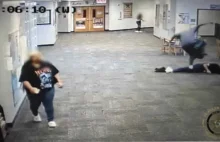 Skatował nauczycielkę, bo zabrała mu nintendo (video)