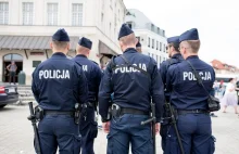 Śmierć podczas interwencji. Czterech policjantów stanie przed sądem