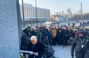 Pierwsza miesięcznica po zmianie rządu. Ludzie krzyczą do Kaczyńskiego: