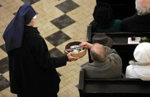 Fundusz Kościelny to jak pieniądze na waciki. Rzeka pieniędzy od państwa do Koś.