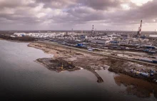 Zobacz, jak przebiega budowa nowego terminala przy Rafinerii Gdańskiej