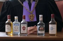 Znany z "afery hejterskiej" sędzia pojechał kamperem po piwo mając dwa promile