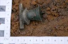 Poszukiwacze z Węgorzewa odkryli ozdoby z przełomu II/III wieku n.e.