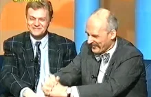 Donald Tusk, Stanisław Michalkiewicz i Janusz Korwin-Mikke bawią się w kalambury