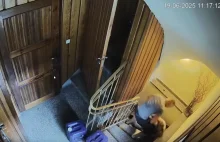 Zostałem zaatakowany na klatce schodowej własnego domu