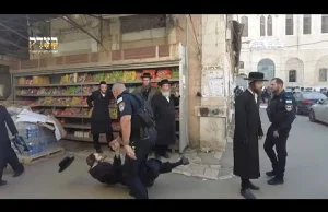 Izraelska policja atakuje Żydów solidaryzujących się z Palestynczykami...