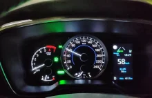 Toyota Corolla hybrid , jazda na baterii ( part 1 ) - YouTube