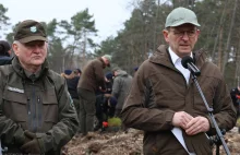 Dyrektor LP trzy razy okrążył Ziemię, bo weekendy chciał spędzać z rodziną