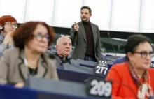 Parlament Europejski uchylił immunitety czworgu europosłom PiS