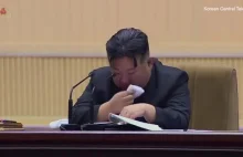 Północnokoreański dyktator Kim Dzong Un zaczyna płakać...