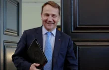 Sikorski wzywa do zniesienia w Europie zasiłków mężczyzn z Ukrainy