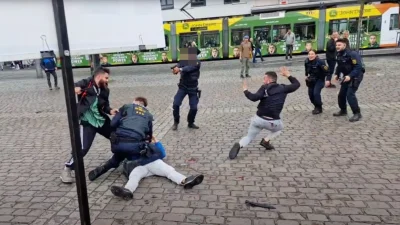 Mannheim: Policjant ugodzony nożem zmarł [DE]