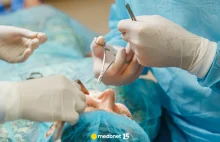 Dentysta trwale oszpecił nastolatkę. Po 8 latach zapadł wyrok, zapłaci 150 tys.