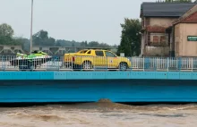 W Polskę uderzyła nie tylko wielka woda. Klęskę żywiołową wykorzystują oszuści